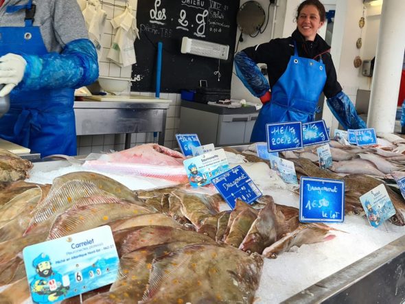 Le marché aux poissons du port